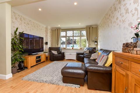 4 bedroom terraced house for sale, Manor Way, Banstead SM7