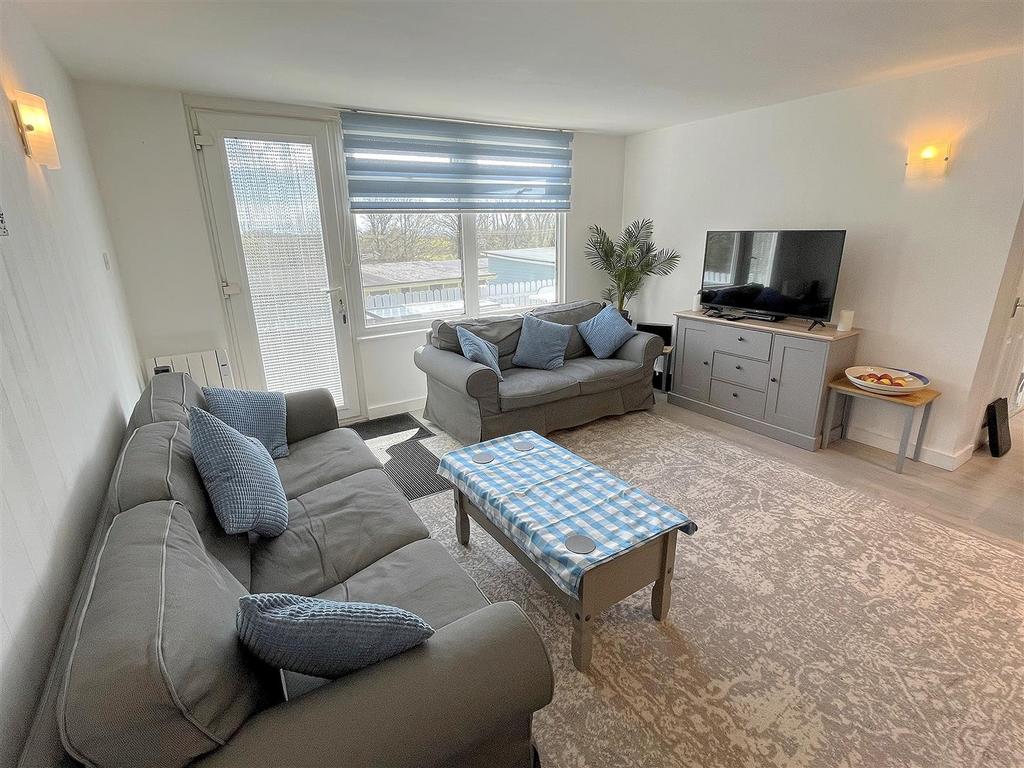 Living Area.jpg