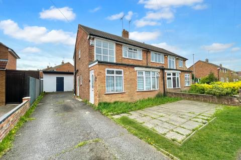 13 Summers Road, Luton, LU2 9HS