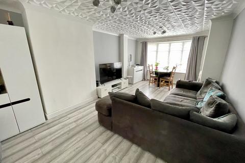 13 Summers Road, Luton, LU2 9HS