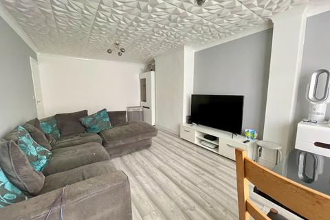 13 Summers Road, Luton, LU2 9HS