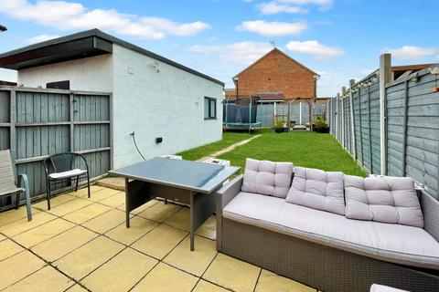13 Summers Road, Luton, LU2 9HS