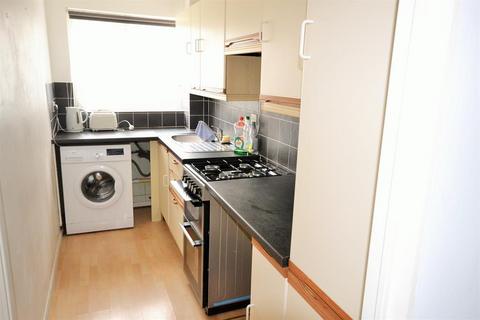1 bedroom end of terrace house to rent, Stoke Valley Road, Exeter, EX4 5EY
