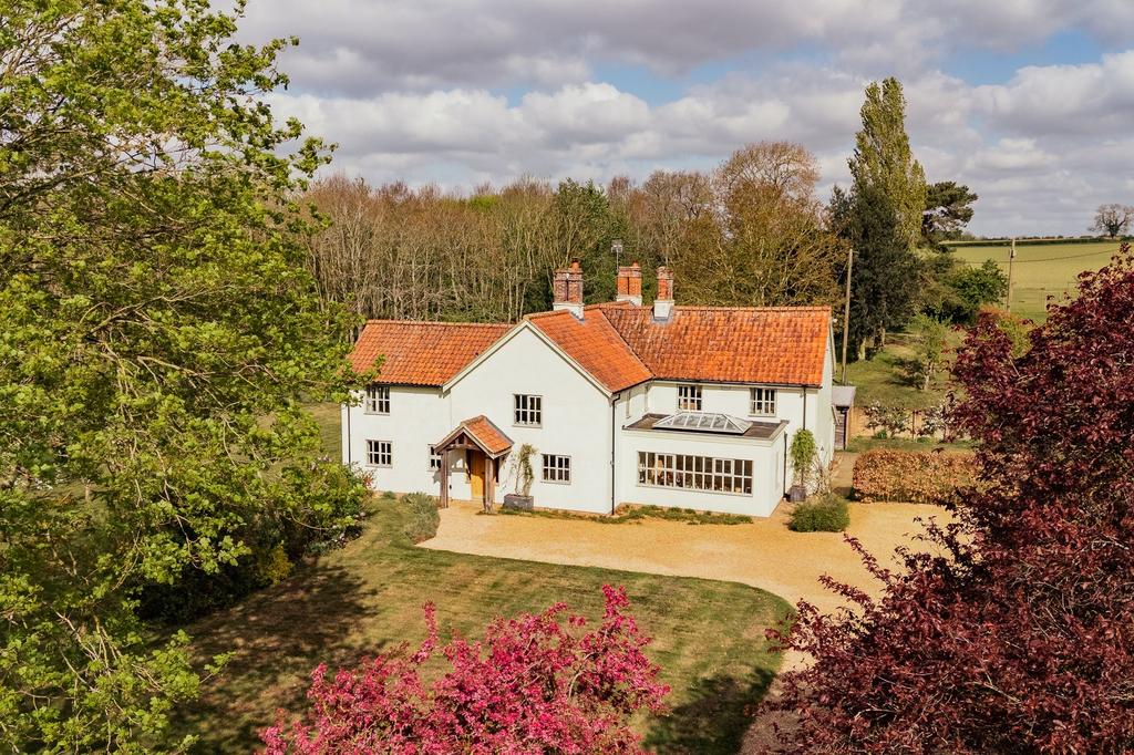A Lovingly Restored Farmhouse in... 5 bed detached house for sale - £ ...