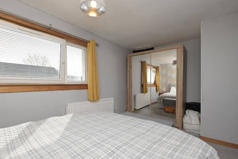 68 Atheling Grove, South Queensferry, EH30 9PG