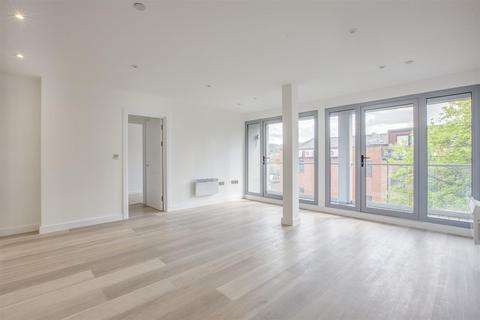 2 bedroom apartment to rent, 17-19 Frogmoor, High Wycombe HP13