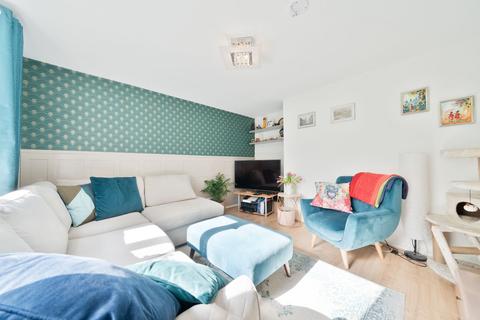 23 Lawrence Way, Cambridge, CB4 2PR