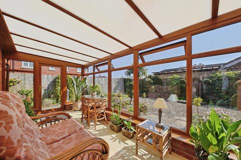 2 bedroom detached bungalow for sale, South Ella Farm Court, Hull, HU10 7HZ