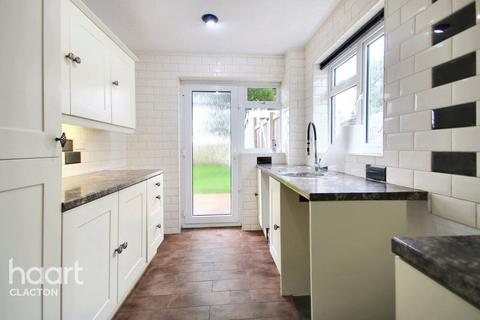 3 bedroom semi-detached house for sale, Becontree Close, Clacton-On-Sea