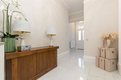 Gf, 11 Belgrave Crescent, Edinburgh, EH4 3AH