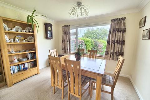 4 Nansloe Close, Helston, TR13 8BP