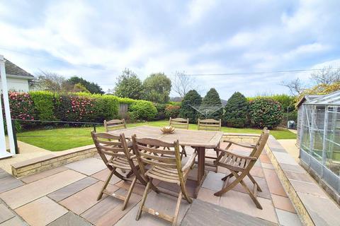 4 Nansloe Close, Helston, TR13 8BP