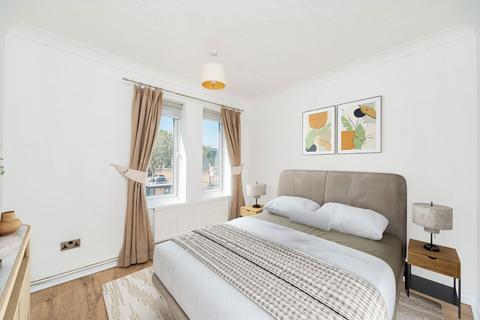 undefined, Lime Close, London E1W