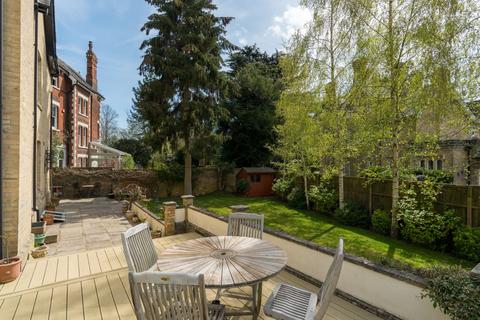 6 bedroom detached house for sale, Queens Road, Colchester CO3
