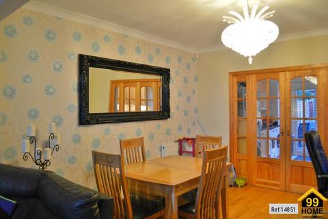 29 The Vale, Hounslow, TW5 9HT