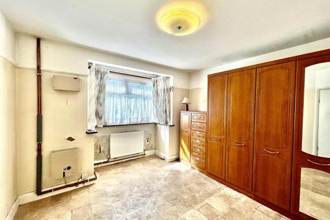 3 bedroom semi-detached house for sale, Beavers Lane, Hounslow TW4
