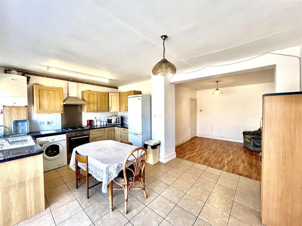 Kitchen/ Diner