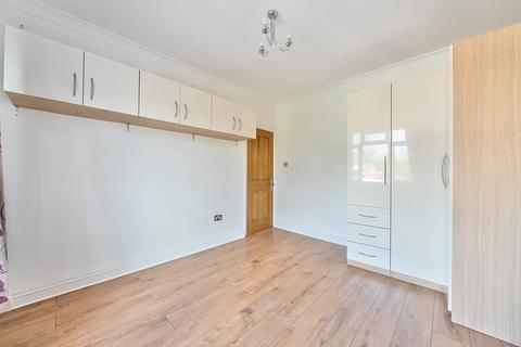 4a Willow Walk, Sutton, SM3 9QQ