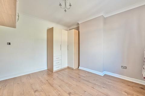 4a Willow Walk, Sutton, SM3 9QQ