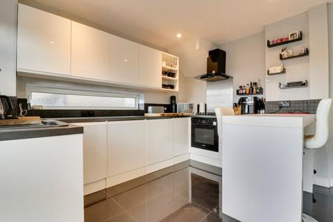 3 bedroom semi-detached house for sale, Parkway, Sawbridgeworth, CM21