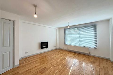 2 bedroom apartment for sale, Elm Road, Leigh on Sea SS9