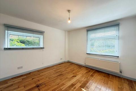 2 bedroom apartment for sale, Elm Road, Leigh on Sea SS9