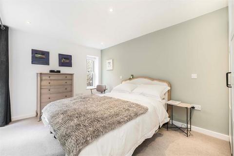 1 bedroom flat for sale, De Laune Street, London SE17
