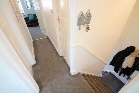 3 bedroom maisonette for sale, Loudoun Avenue, Gants Hill