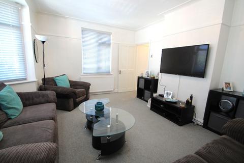 3 bedroom maisonette for sale, Loudoun Avenue, Gants Hill