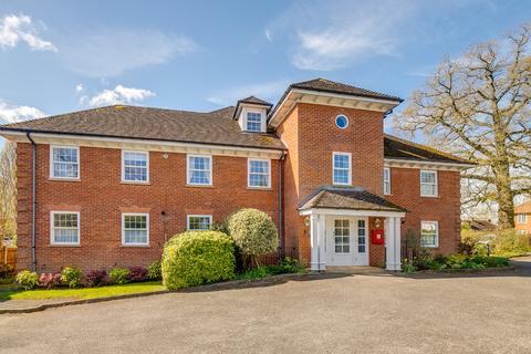 2 bedroom apartment for sale, Guessens Road, Welwyn Garden City, Hertfordshire, AL8 6QA