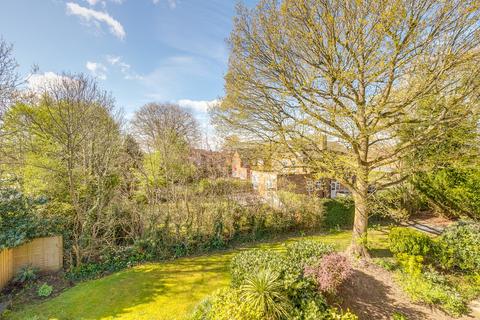 2 bedroom apartment for sale, Guessens Road, Welwyn Garden City, Hertfordshire, AL8 6QA