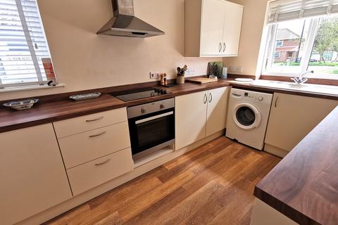 17 Chapelfield, Denton, Harleston, IP20 0BE