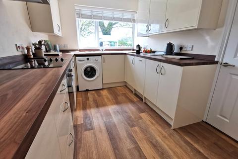 17 Chapelfield, Denton, Harleston, IP20 0BE