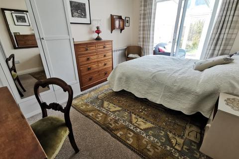17 Chapelfield, Denton, Harleston, IP20 0BE