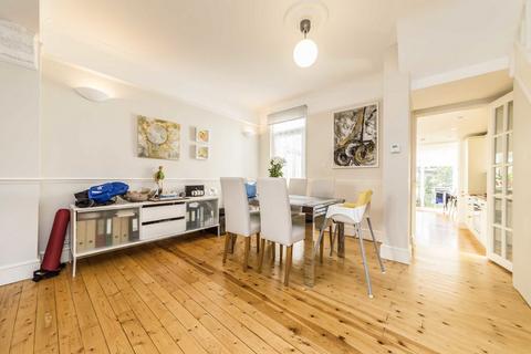 3 bedroom house to rent, Elton Road, Kingston Upon Thames KT2
