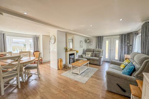 2 bedroom mobile home for sale, Hockley Park, Lower Road, Hockley