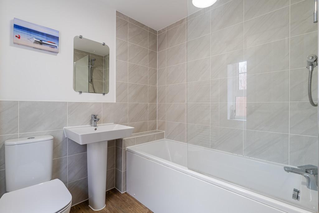 A24 - 15 Monkerton Drive Exeter - 250414