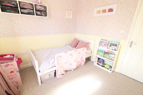 57 Cropton Road, Royston, Barnsley, S71 4JJ