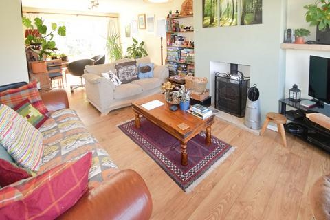 3 bedroom semi-detached house for sale, Nab Wood Drive, Bradford BD18