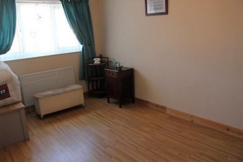 34 Bakewell Fold, Glossop, SK13 0AT