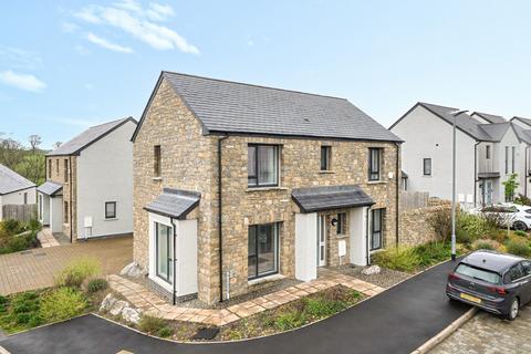 3 bedroom detached house for sale, 56 Oakfield Park, Kirkby Lonsdale, LA6 2FQ
