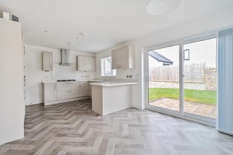 3 bedroom detached house for sale, 56 Oakfield Park, Kirkby Lonsdale, LA6 2FQ