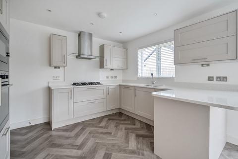 3 bedroom detached house for sale, 56 Oakfield Park, Kirkby Lonsdale, LA6 2FQ
