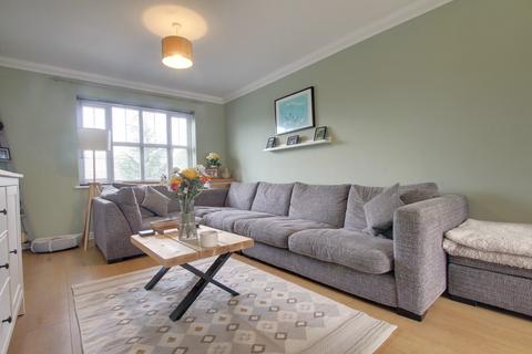 17 Farriers Gate, Chatteris, PE16 6AY