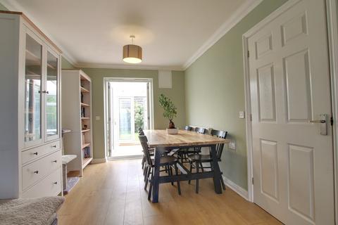 17 Farriers Gate, Chatteris, PE16 6AY
