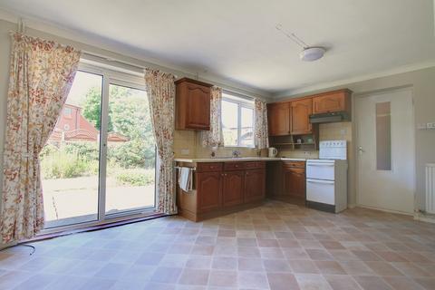 2 bedroom detached bungalow for sale, The Shrubbery, Chatteris