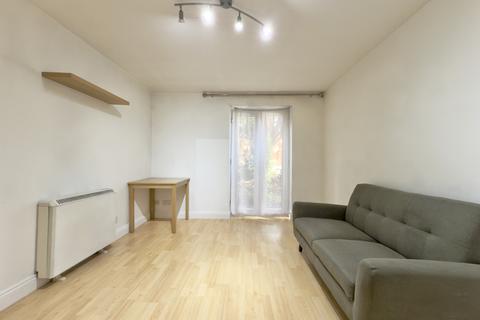 1 bedroom flat for sale, Southerngate Way, New Cross, SE14