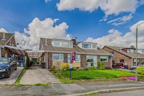 12 Combs Close, New Mills, High Peak, SK22 3ED