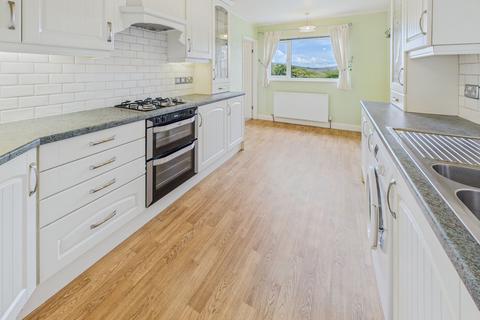 12 Combs Close, New Mills, High Peak, SK22 3ED