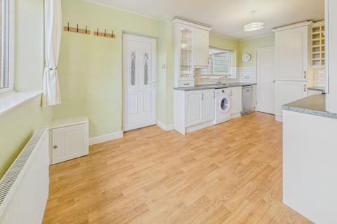 12 Combs Close, New Mills, High Peak, SK22 3ED